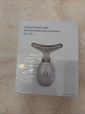 Intense Pulsed Light Wrinkles Reducing Instrument ES-1081 - Silver
